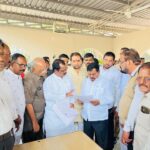 व्यापारी आणि उद्योजकांच्या अडचणी सोडविणार – अण्णा बनसोडे !