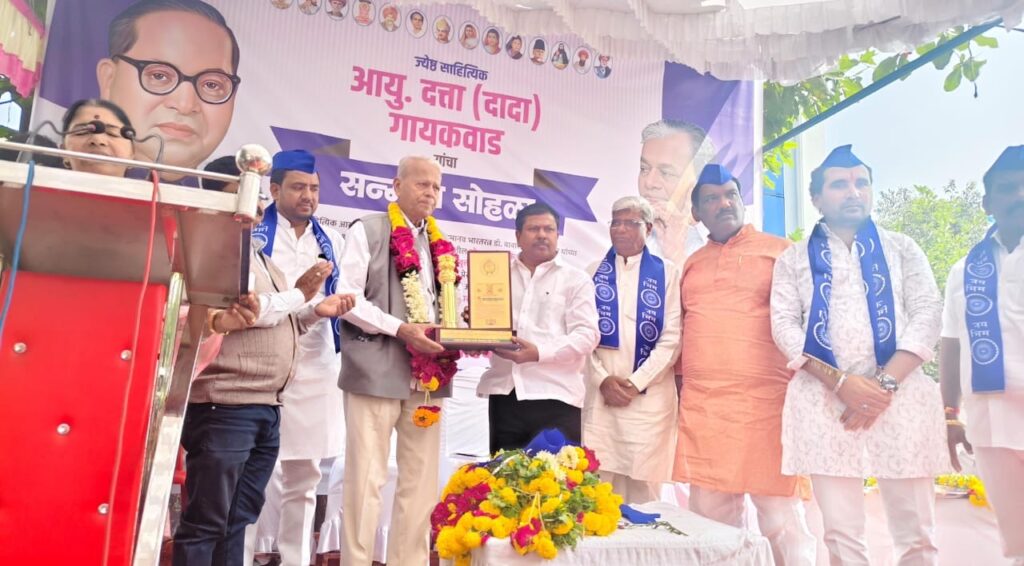 सोलापूरला आंबेडकरी विचारांचा समृद्ध वारसा लाभला सोलापूरला आंबेडकरी विचारांचा समृद्ध वारसा लाभला