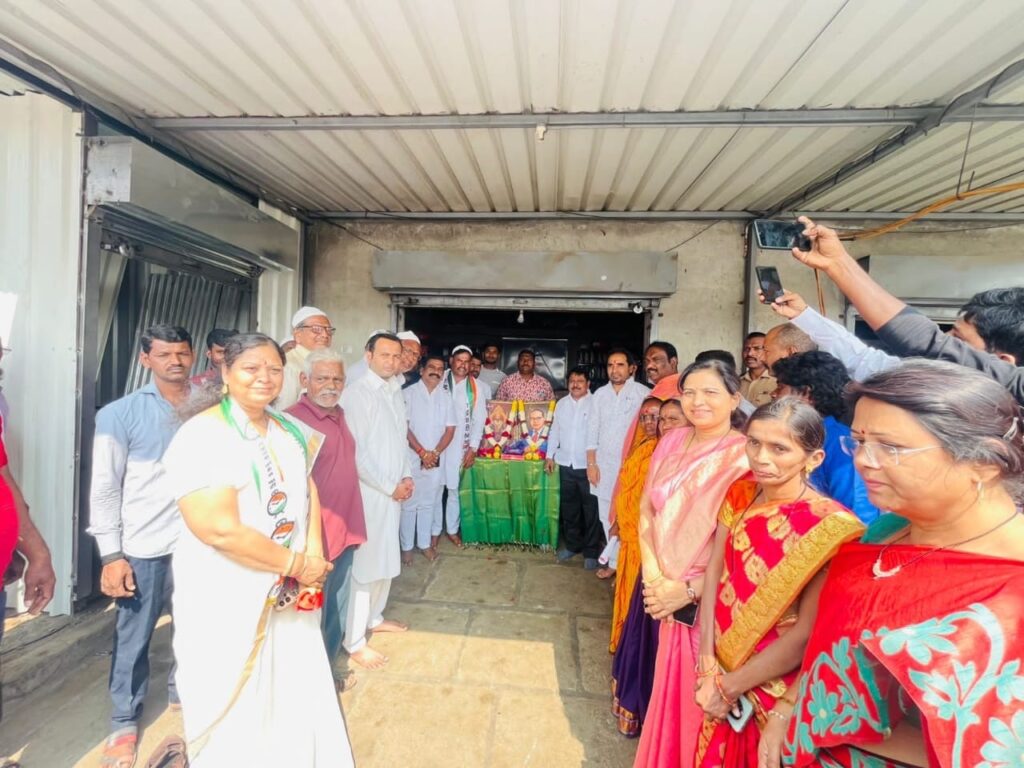 अण्णा बनसोडे यांचा झंझावती दौरा सुरू; सामान्य कार्यकर्त्यांच्या घरी सदिच्छा भेटी