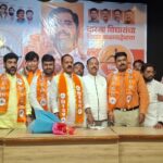 सोलापूर शहर काँग्रेस उपाध्यक्ष किरण राठोड यांचा शिवसेनेत जाहीर प्रवेश