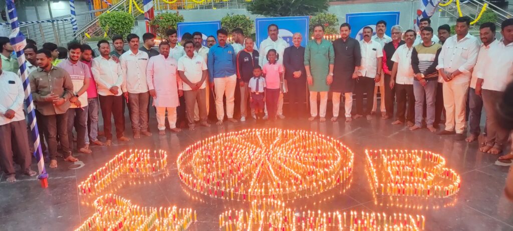 विश्वरत्न डॉ. बाबासाहेब आंबेडकर यांच्या महापरिनिर्वाण दिनाच्या पूर्वसंध्येला दिप प्रज्वलन