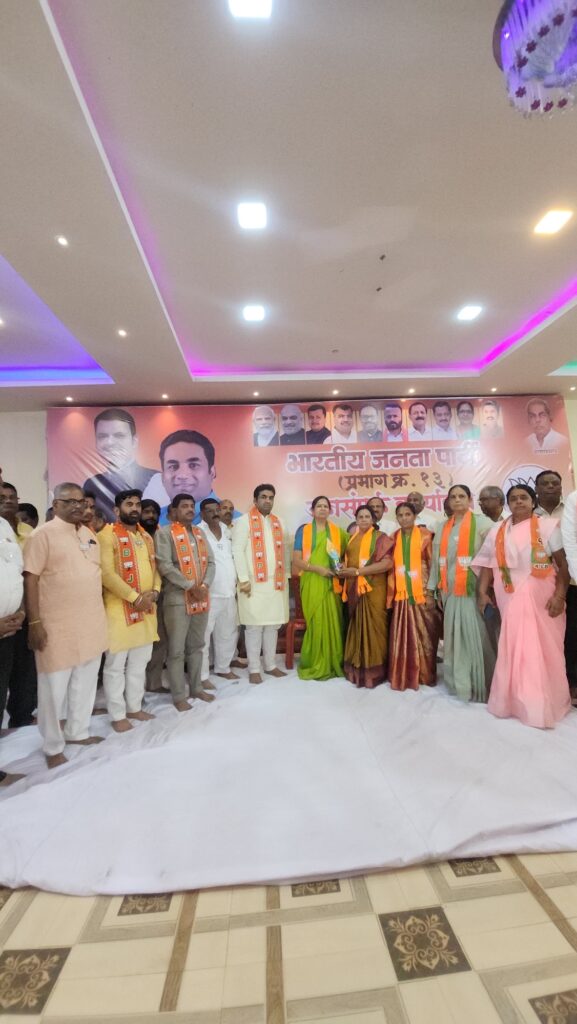 सोलापूर शहराला दररोज पाणी दिल्याशिवाय स्वस्थ बसणार नाही सोलापूर शहराला दररोज पाणी दिल्याशिवाय स्वस्थ बसणार नाही