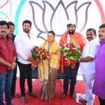 नूतन‎ जिल्हा परिषद सदस्या‎ संस्कृती राम सातपुते यांचा‎ ईच्छा भगवंताची‎ परिवाराच्या‎ वतीनं‎ सत्कार