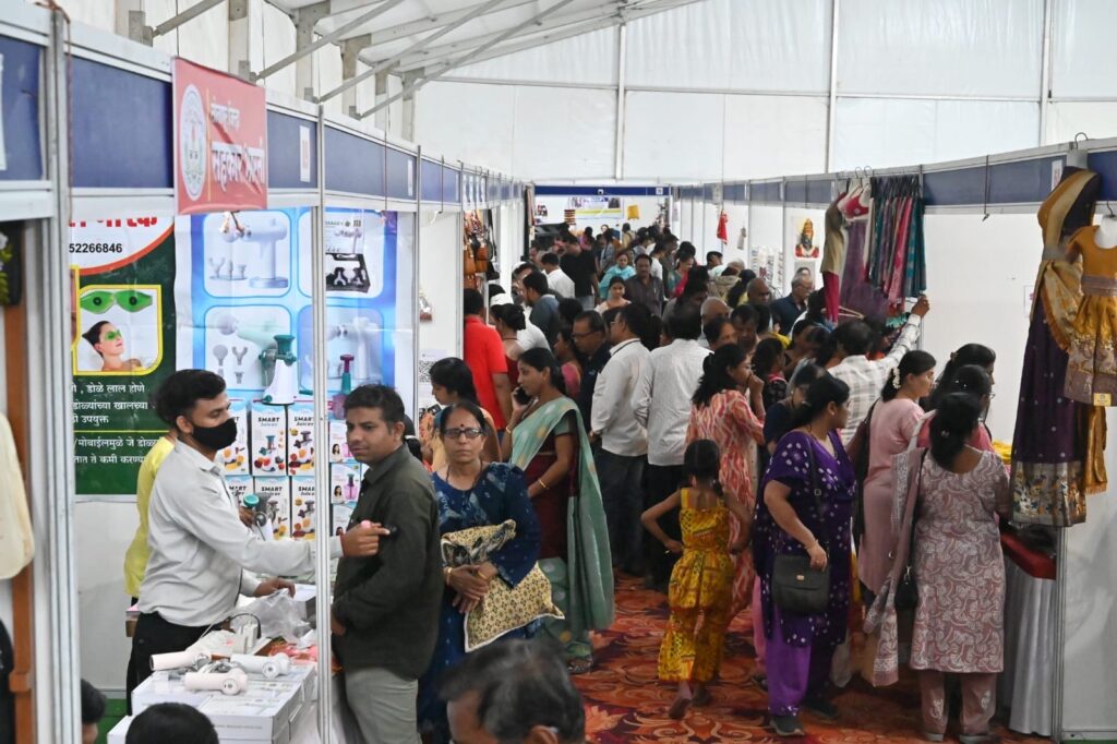 तीन दिवसाच्या व्हिजन एक्स्पोला भरभरून प्रतिसाद