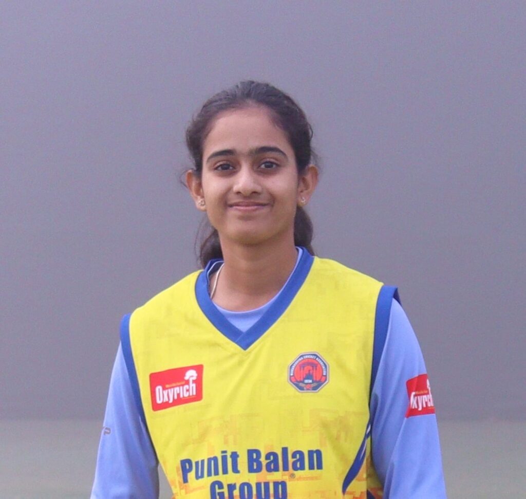 महाराष्ट्र क्रीकेट असोसिएशन वरिष्ठ महिला सामान्यांमध्ये सोलापूरसंघ पात्र महाराष्ट्र क्रीकेट असोसिएशन वरिष्ठ महिला सामान्यांमध्ये सोलापूरसंघ पात्र