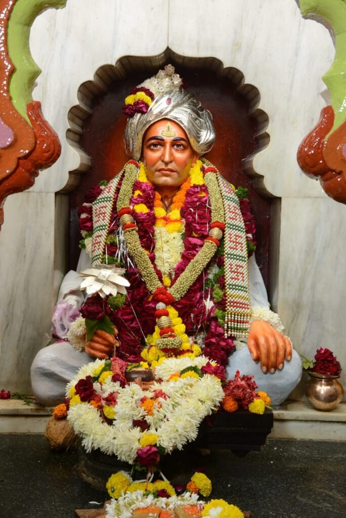 श्री सदगुरू प्रभाकर स्वामी महाराज मंदिरात २८ व २९ जुलै रोजी गुरुपौर्णिमा महोत्सव श्री सदगुरू प्रभाकर स्वामी महाराज मंदिरात २८ व २९ जुलै रोजी गुरुपौर्णिमा महोत्सव