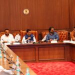 उड्डाणपुलासह पाणीपुरवठा आणि आयटी पार्क, विमानसेवेचा विषय मुख्यमंत्र्यांकडून लागला मार्गी